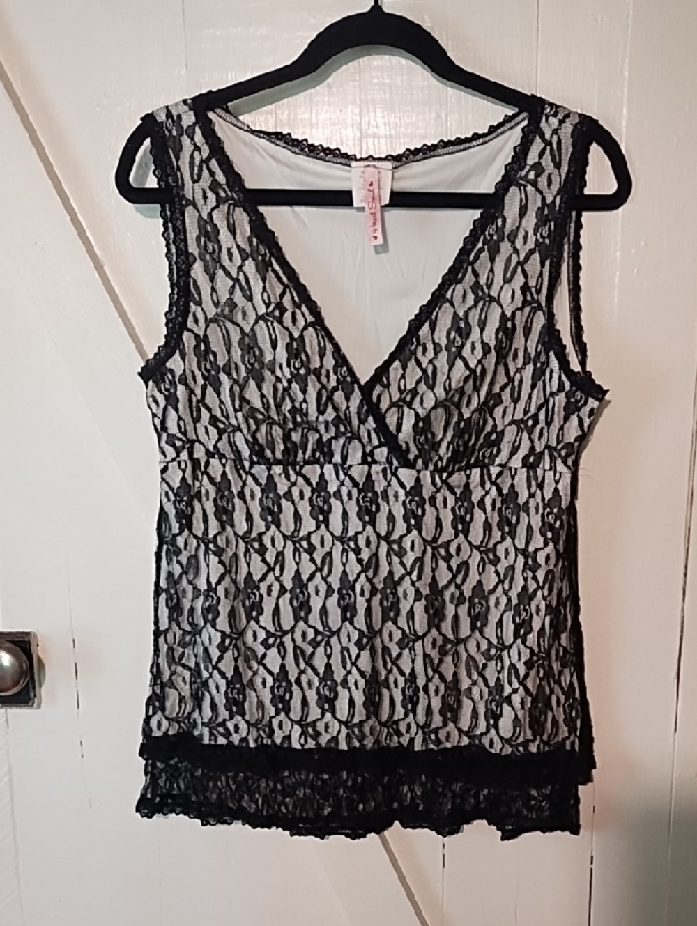 HeartSoul Black Lace V-Neck Camisole Large Very Nice.